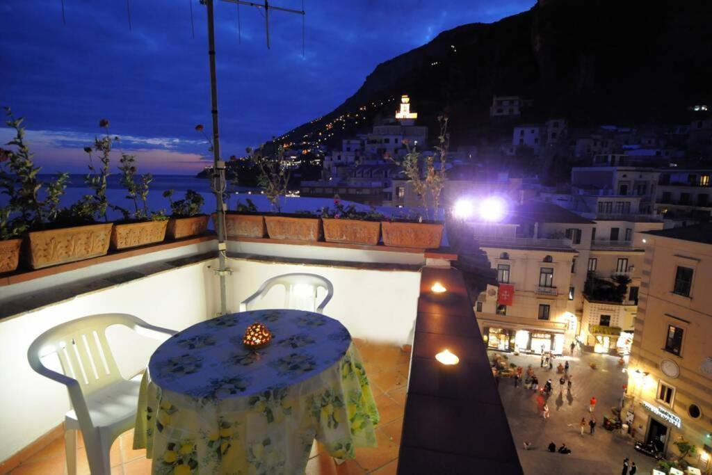 Mamma Rosanna - Apartment In Amalfi With Terrace Buitenkant foto
